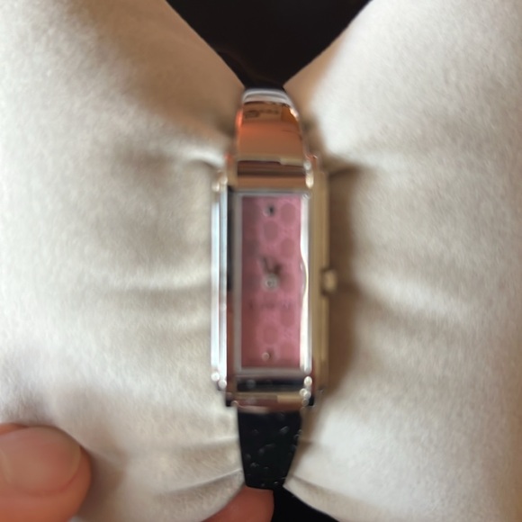 Gucci - Picture 4 of 6